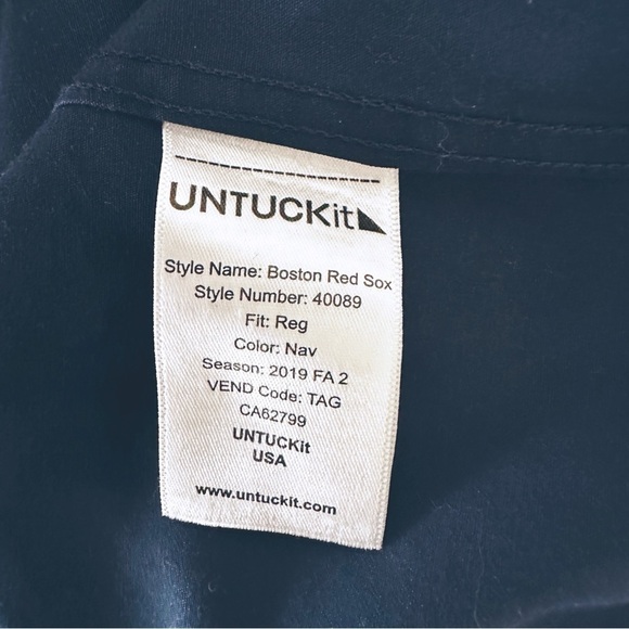 Untuckit Boston Red Sox Navy Button Down Size XXXL - Picture 5 of 6